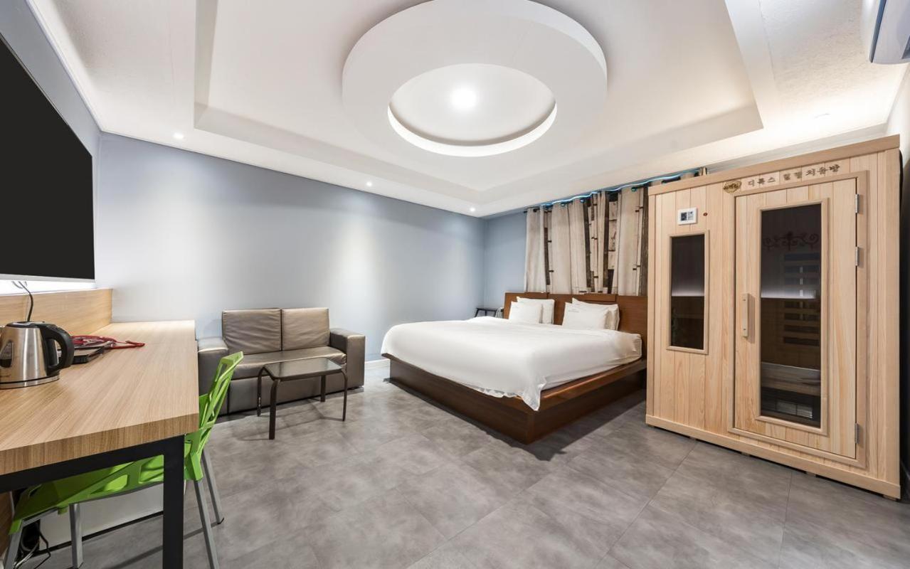 Hotel New Evergreen Mokpho Kültér fotó
